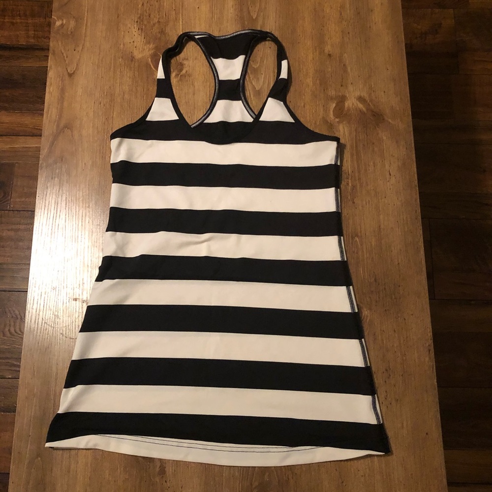 Lululemon cool racerback size 8
